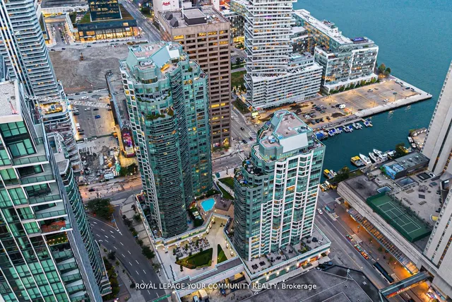 Additional image 25 of 10 Queens Quay Unit 2402