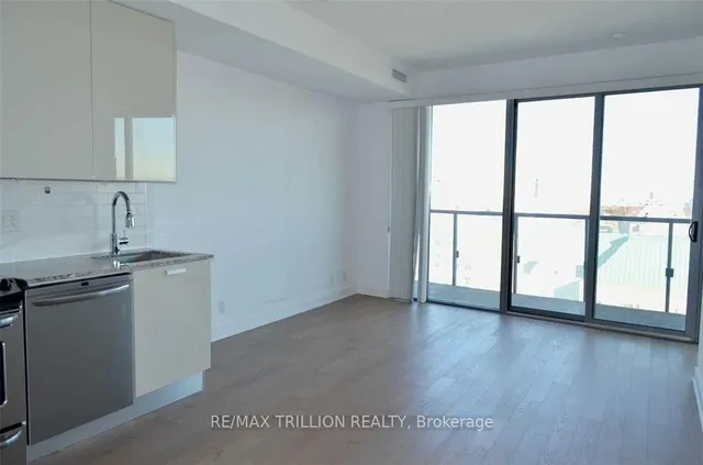 Additional image 4 of 1815 Yonge St Unit 1807