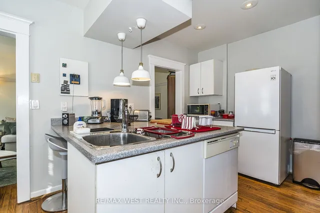 Additional image 14 of 9 A&B Humewood Dr