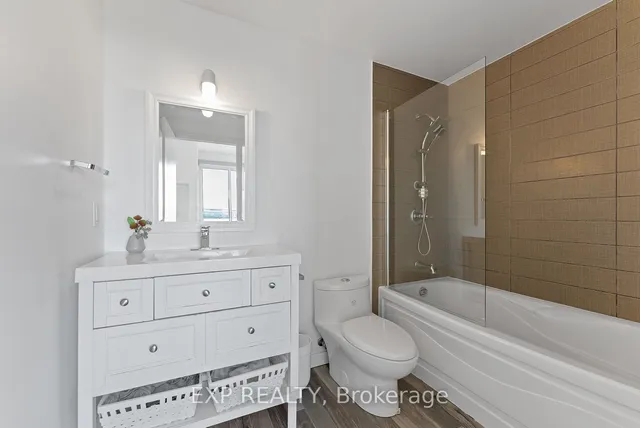 Additional image 20 of 2191 Yonge St Unit 4606