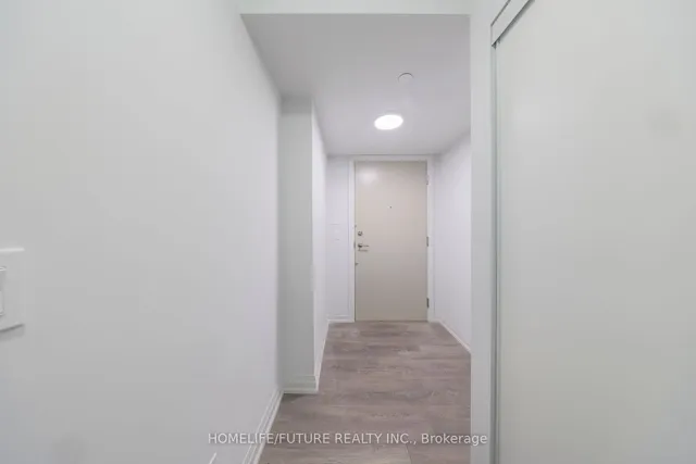 Additional image 3 of 20 Meadowglen Pl Unit 521