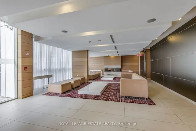 Additional image 30 of 39 Queens Quay Unit 329