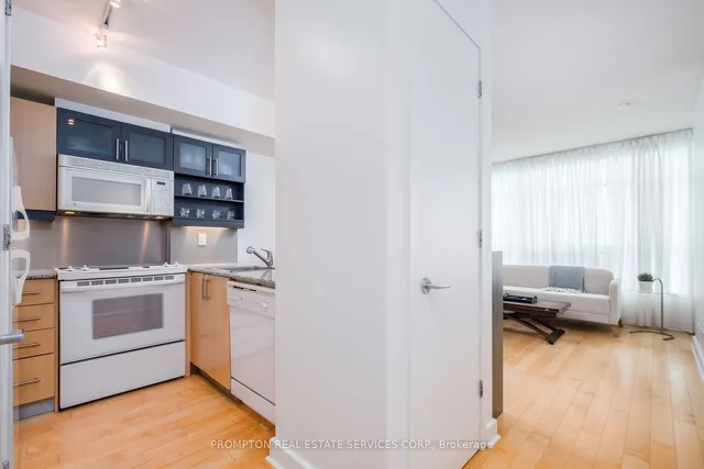 Additional image 16 of 350 Wellington St Unit 315