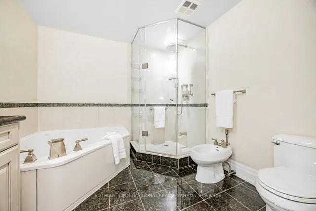 Additional image 18 of 20 Burkebrook Pl Unit 432