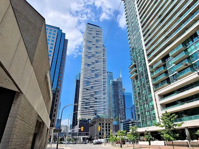 88 Harbour St Unit 3402