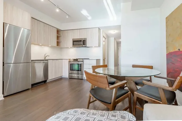 Additional image 15 of 30 Ordnance St Unit 1112