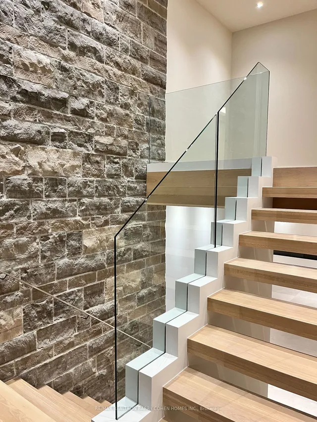 Additional image 12 of 103 Old Colony Rd