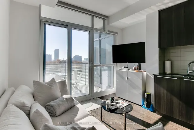 Additional image 10 of 170 Avenue Rd Unit 703