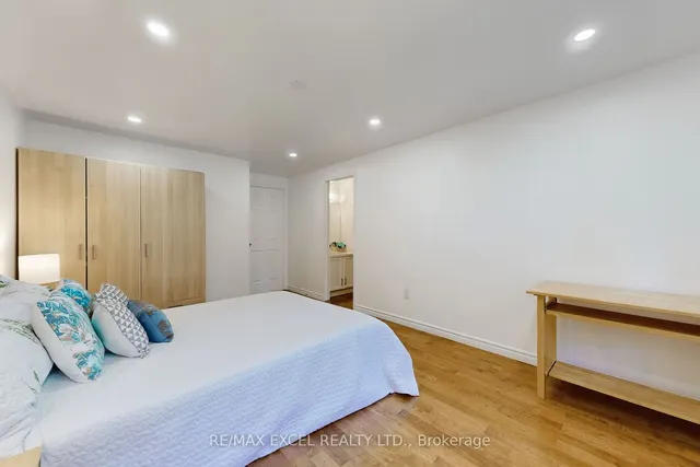 Additional image 22 of 49 Ambercroft Blvd