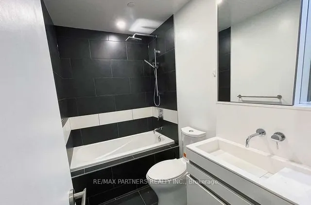 Additional image 6 of 197 Yonge St Unit 1704