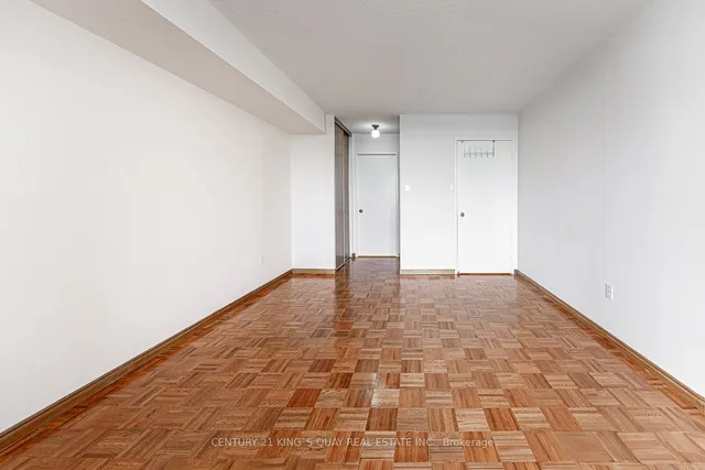 Additional image 17 of 350 Alton Towers Circ Unit 401