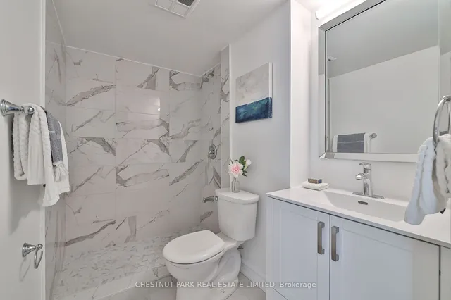 Additional image 9 of 736 Bay St Unit 305