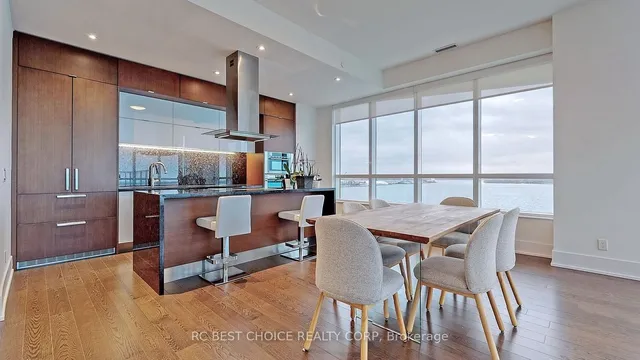 Additional image 7 of 55 Merchants' Wharf St Unit 723
