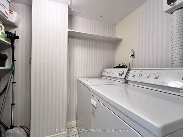 Additional image 23 of 65 Harbour Sq Unit 3001