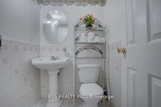 Additional image 13 of 3380 Eglinton Ave Unit 402