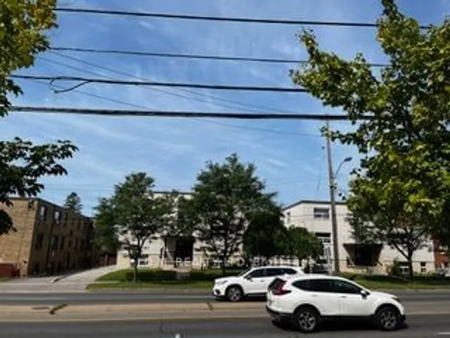 Additional image 15 of 2422 Keele St