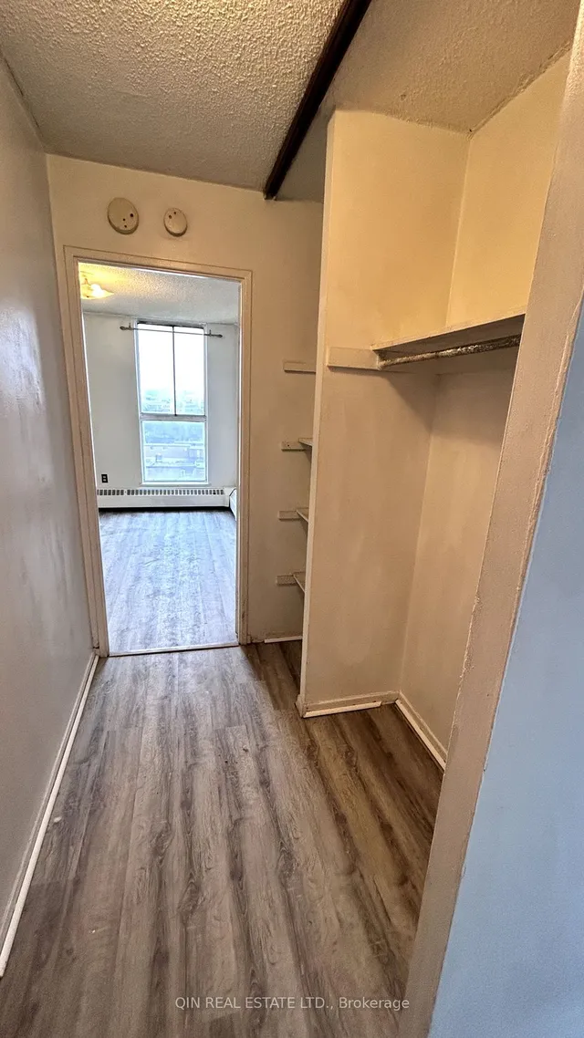 Additional image 16 of 4645 Jane St Unit 818