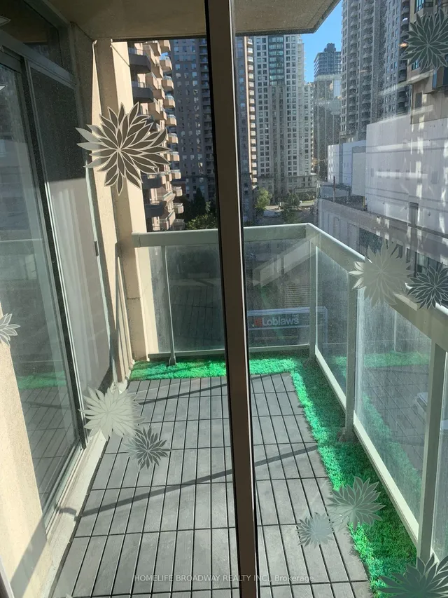 Additional image 9 of 28 Empress Ave Unit 912