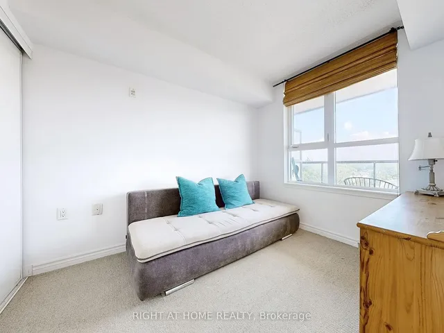 Additional image 21 of 3840 Bathurst St Unit 612