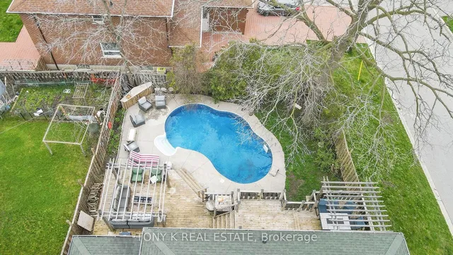 Additional image 18 of 42 Anson Ave