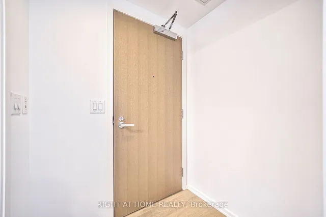 Additional image 8 of 1 bloor St Unit 6608