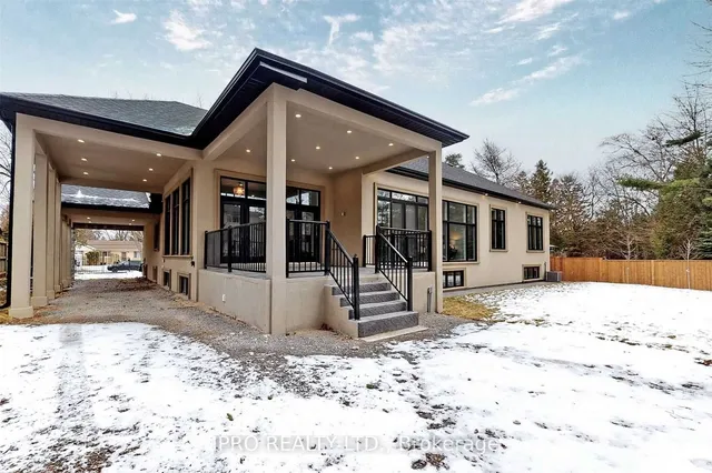 Additional image 28 of 86 Deep Dene Dr