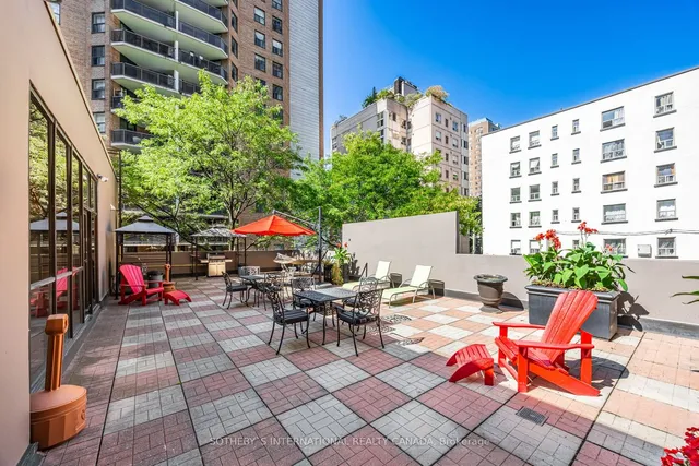 Additional image 24 of 256 Jarvis St Unit 3B