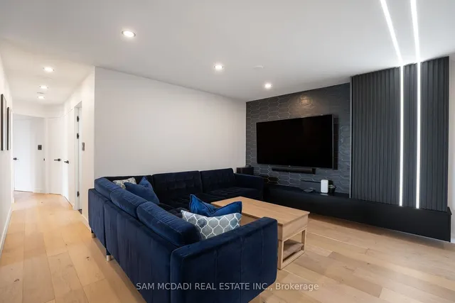 Additional image 7 of 5444 Yonge St Unit 304