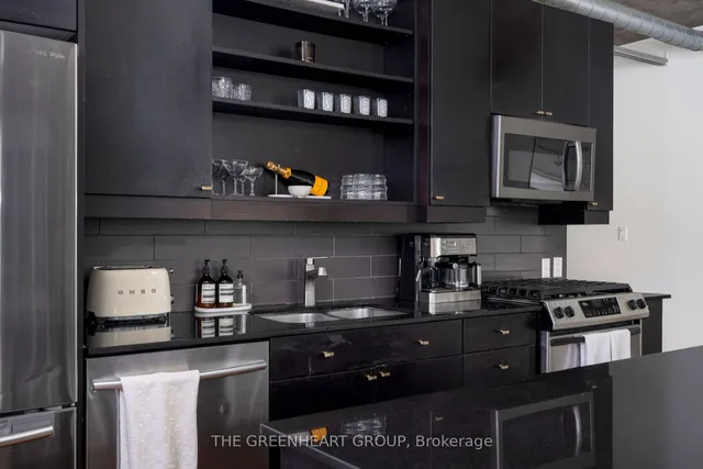 Additional image 19 of 42 Camden St Unit 201