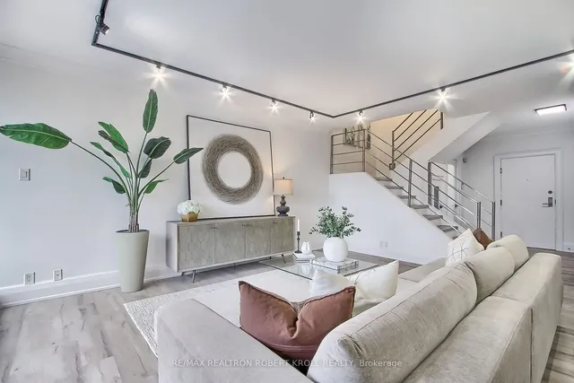 Additional image 16 of 55A Avenue Rd Unit 406