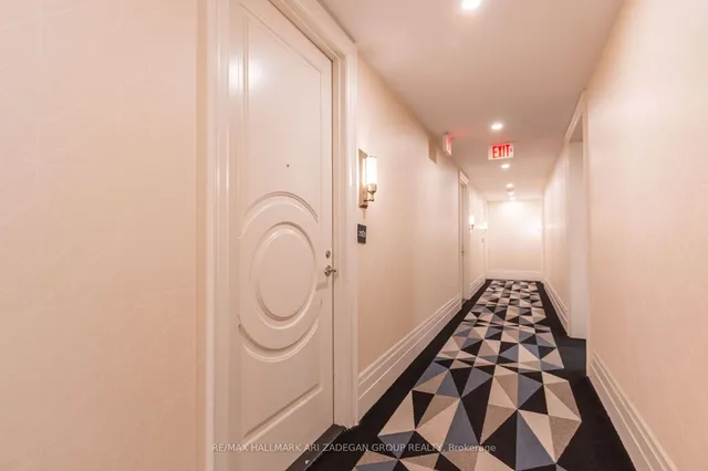 Additional image 4 of 88 Blue Jays Way Unit 2503