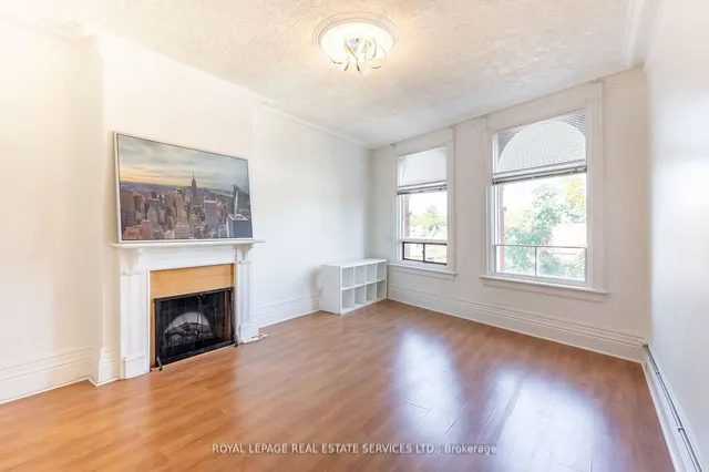 Additional image 14 of 2963 Dundas St