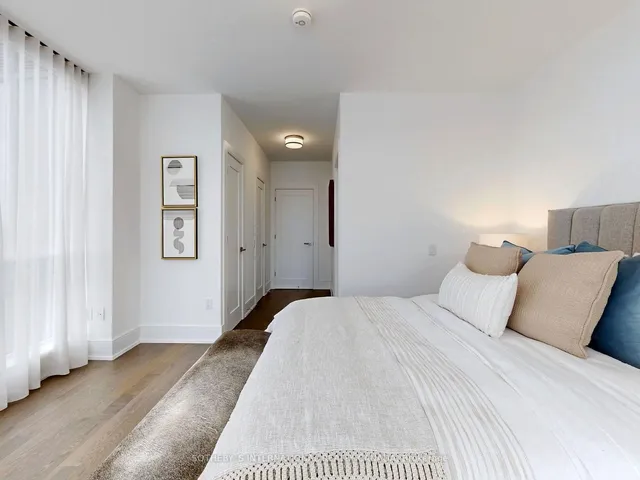 Additional image 25 of 30 Inn On the Park Dr Unit 518