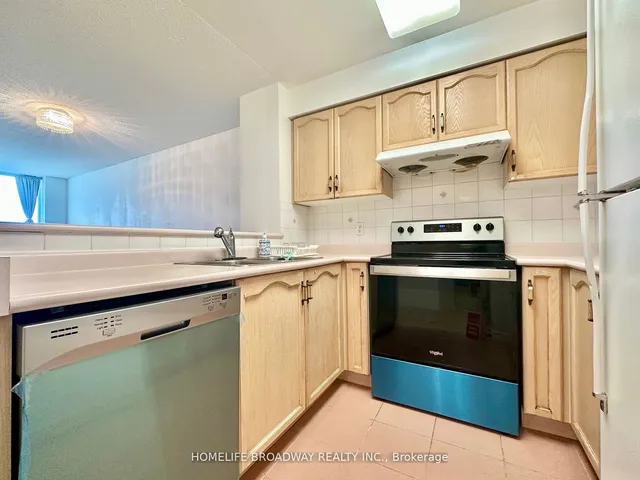 Additional image 4 of 18 Pemberton Ave Unit 601