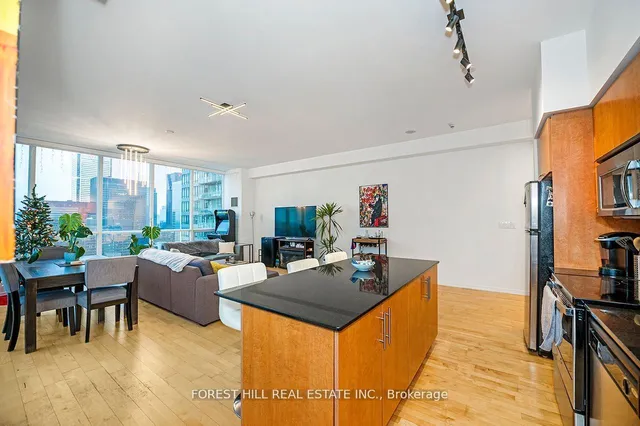 Additional image 9 of 55 Bremner Blvd Unit PH 5001
