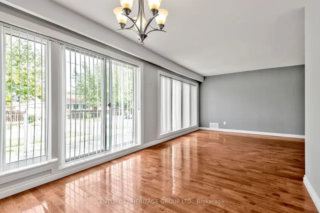 Additional image 6 of 12 Kitson Dr