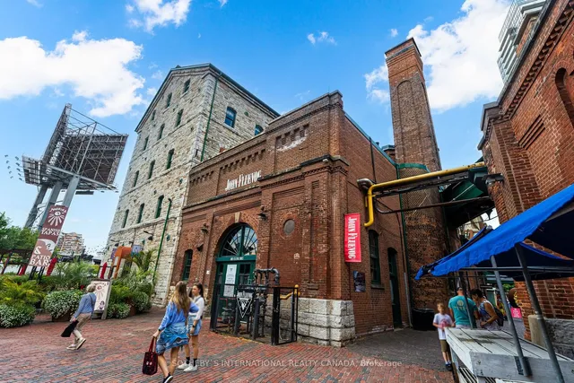 Additional image 31 of 33 Mill St Unit 415