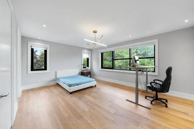 Additional image 25 of 28 Brian Cliff Dr