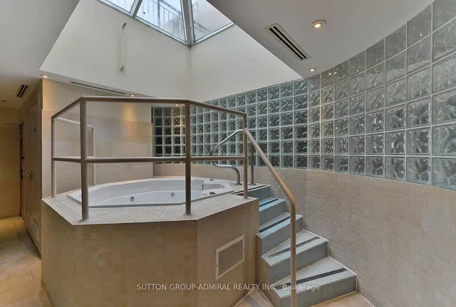 Additional image 11 of 1030 Sheppard Ave Unit 314