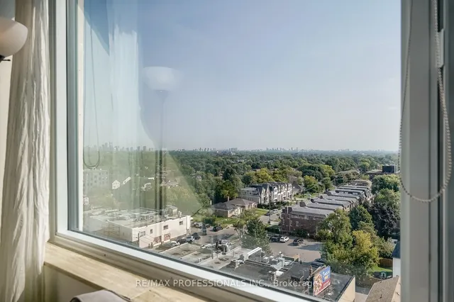 Additional image 13 of 3000 Bathurst St Unit 1205