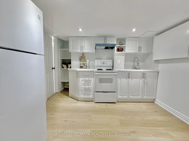 Additional image 34 of 16 Gaspe Rd
