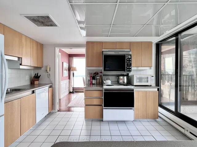 Additional image 13 of 65 Harbour Sq Unit 3001