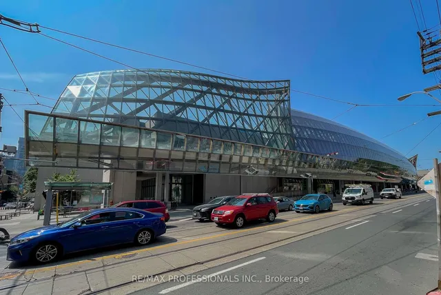 Primary image of 50 McCaul St Unit 1010