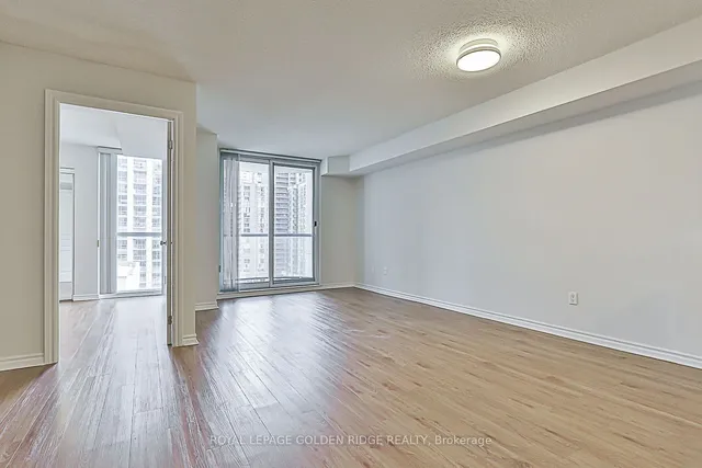 Additional image 8 of 801 Bay St Unit 1103