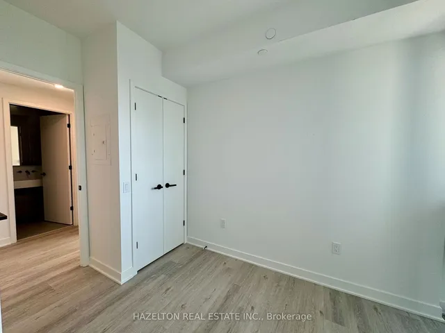 Additional image 25 of 55 Charles St Unit 4105