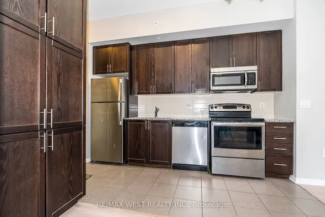 Additional image 13 of 830 Lawrence Ave Unit 803