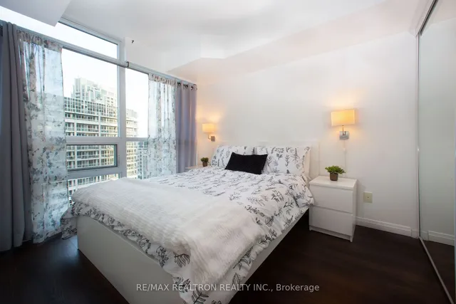 Additional image 9 of 209 Fort York Blvd Unit 1265