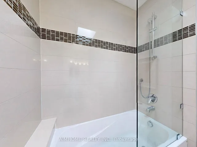 Additional image 26 of 143 Kingsdale Ave