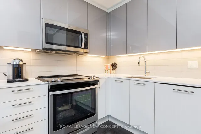 Additional image 5 of 403 Church St Unit 3508