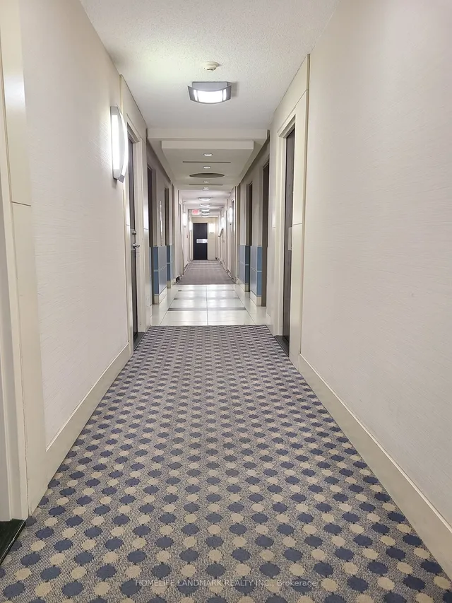 Additional image 2 of 18 Yonge St Unit 1303